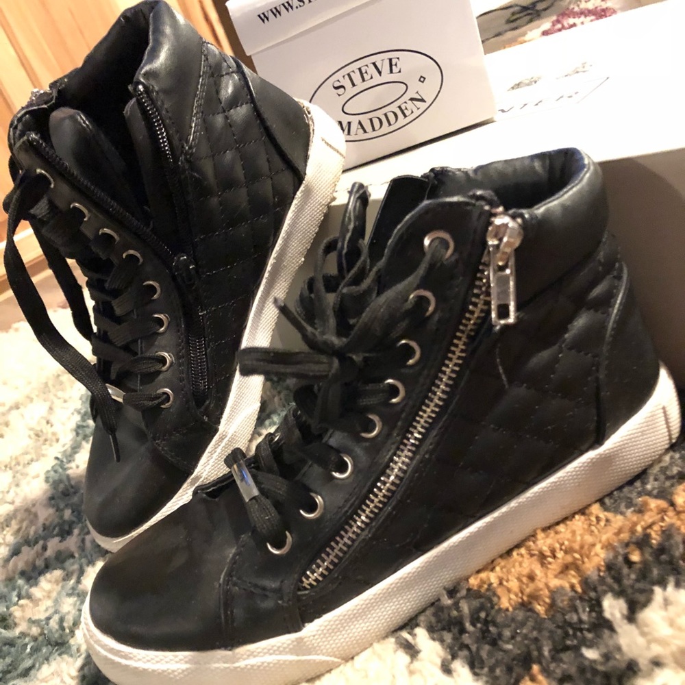 Steve Madden high top sneakers